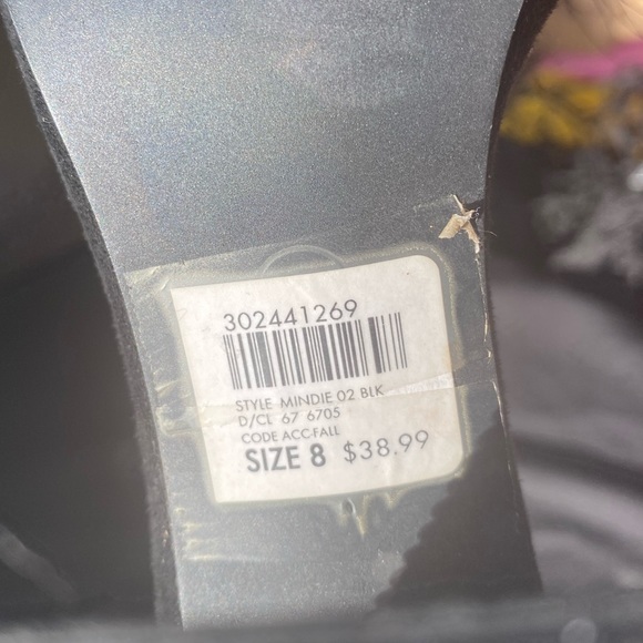 To small - Picture 2 of 3